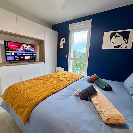 Standing Accès Direct 3min à Pieds,parking Privée, Wifi, Netflix * Vias