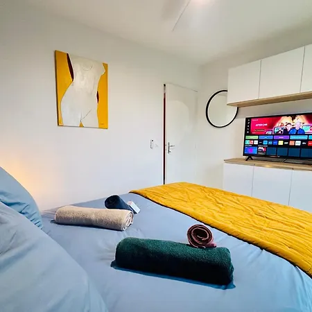 Standing Accès Direct 3min à Pieds,parking Privée, Wifi, Netflix *