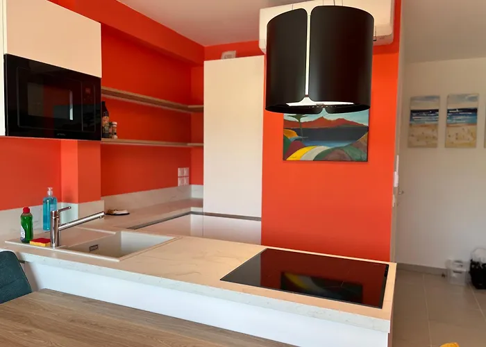 Apartment Standing Accès Direct 3min à Pieds,parking Privée, Wifi, Netflix Vias
