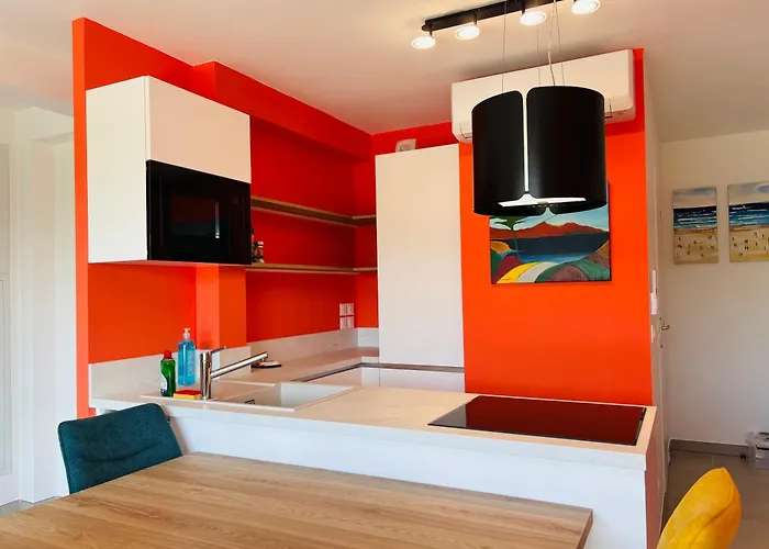 Standing Accès Direct 3min à Pieds,parking Privée, Wifi, Netflix Apartment