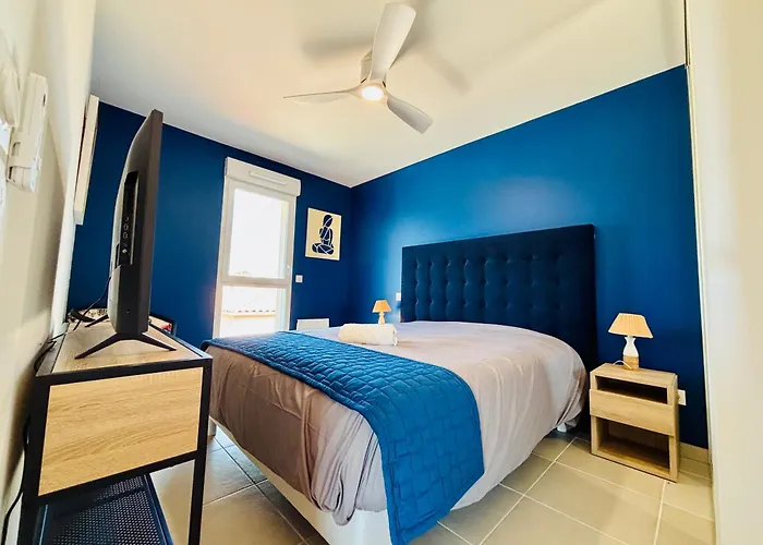 Standing Accès Direct 3min à Pieds,parking Privée, Wifi, Netflix Apartment Vias