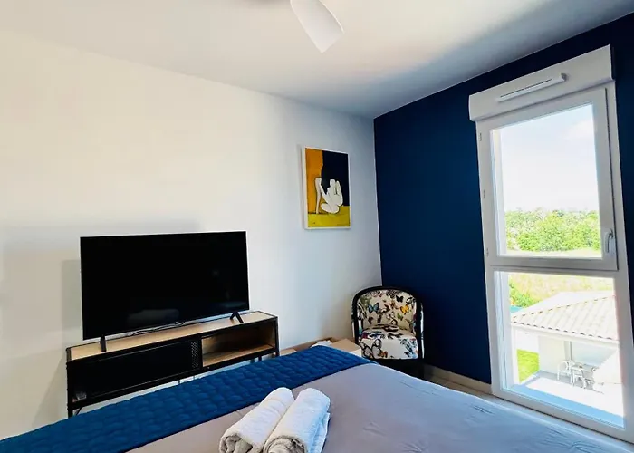 Apartment Standing Accès Direct 3min à Pieds,parking Privée, Wifi, Netflix